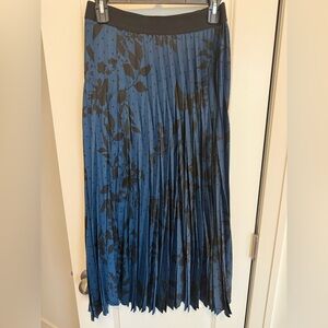 H&M Black Floral Maxi Skirt